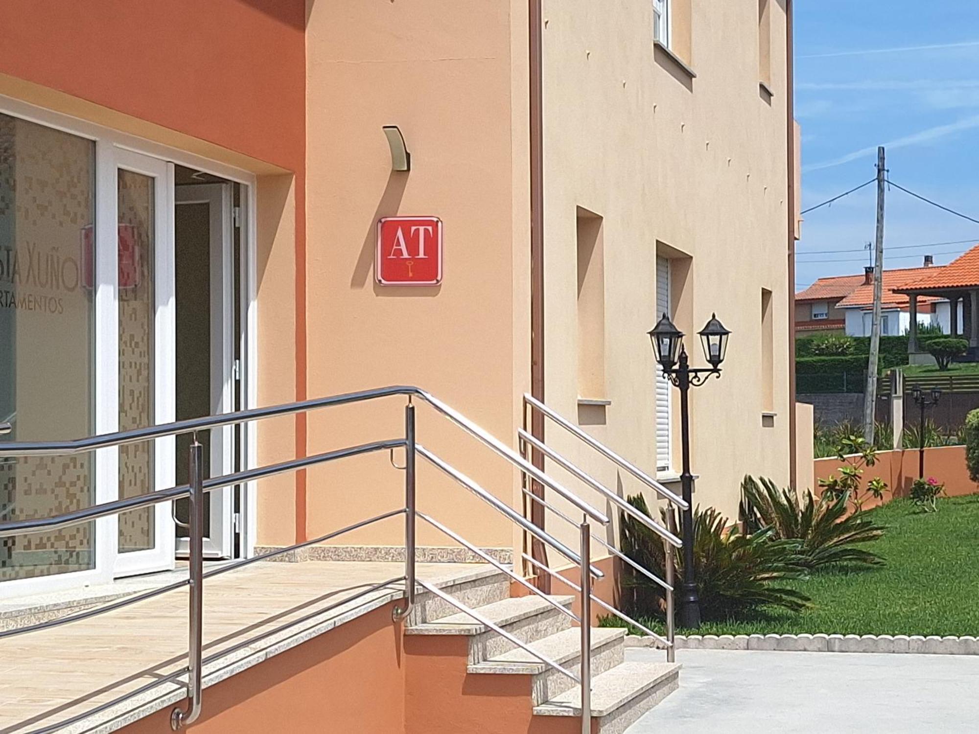 Apartamentos Costa Xuno ア・コルーニャ エクステリア 写真